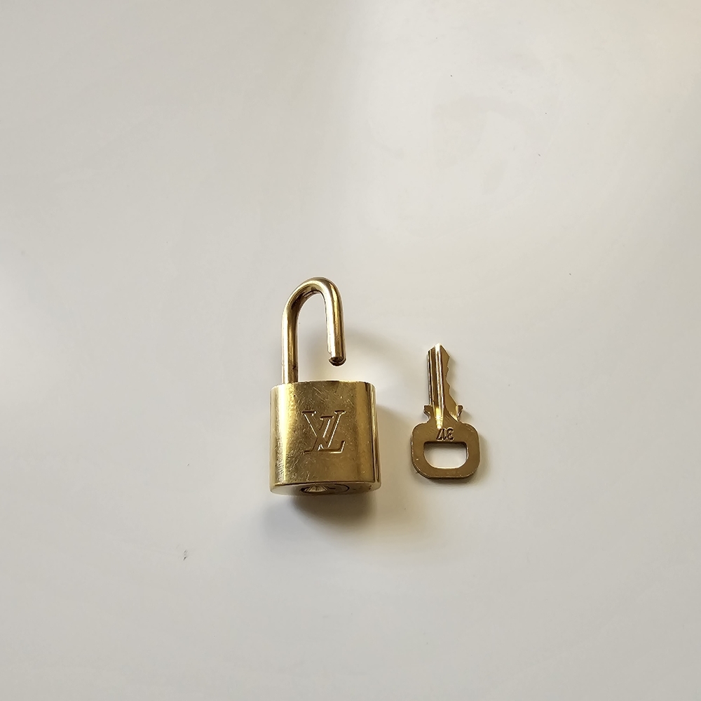 Louis Vuitton Lock and Key #317